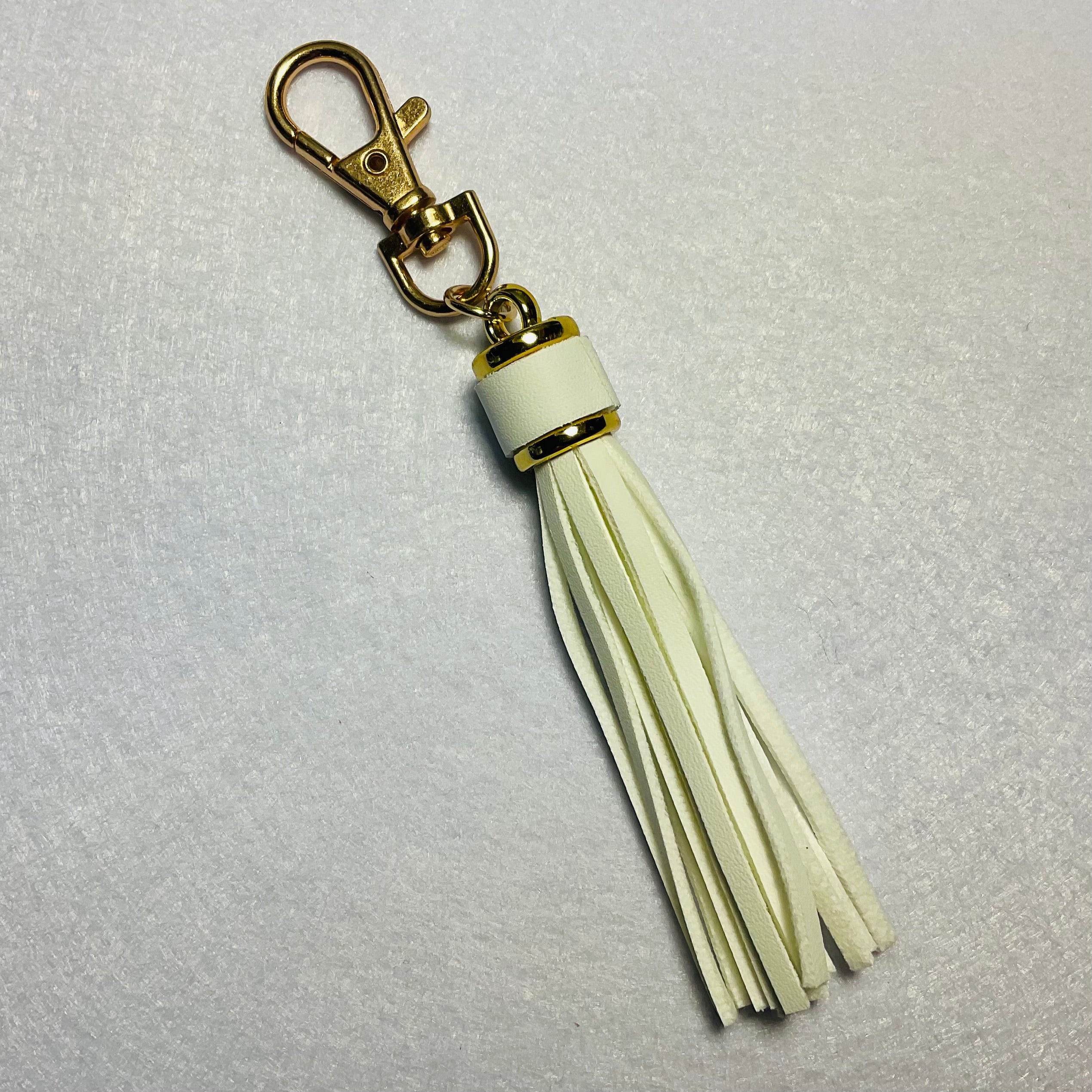 Fringe Keychain | White