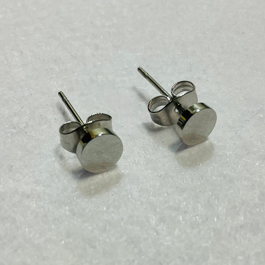 Round Stud | Earrings